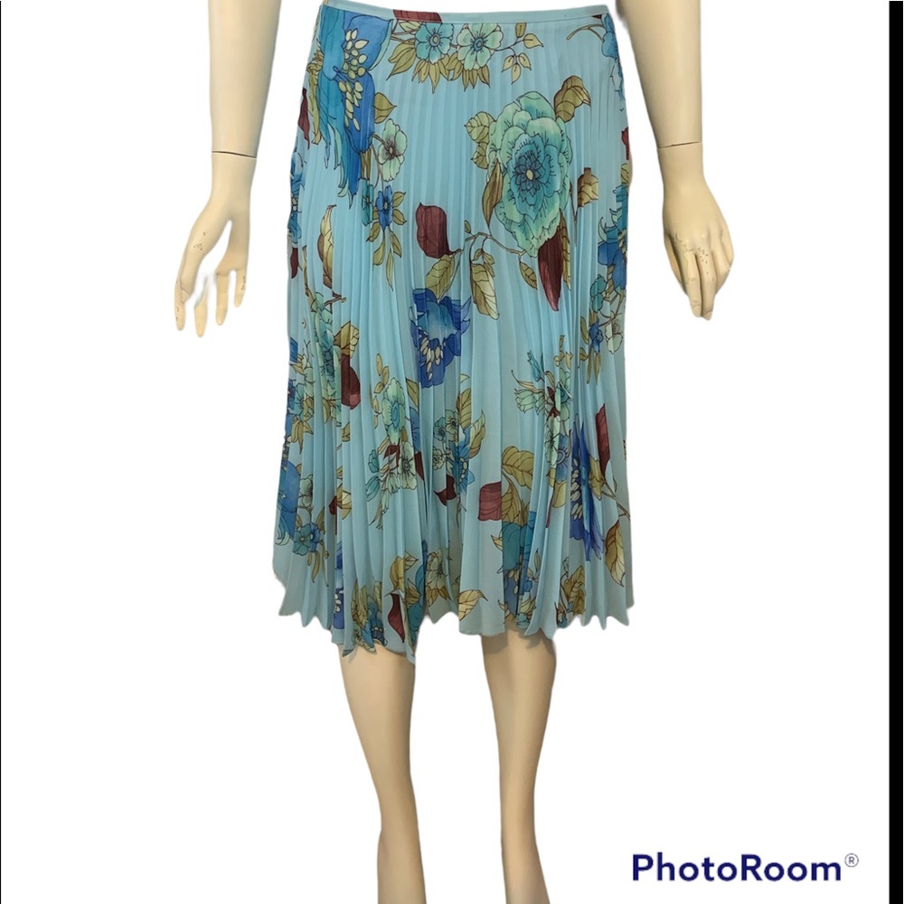 Lorena Conti Floral pleated skirt